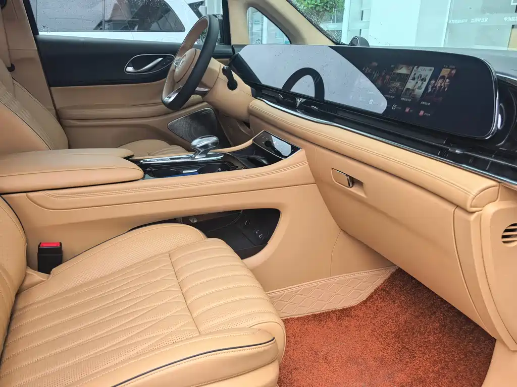 Voyah Dreamer 2024 PHEV Long Range Flagship Edition