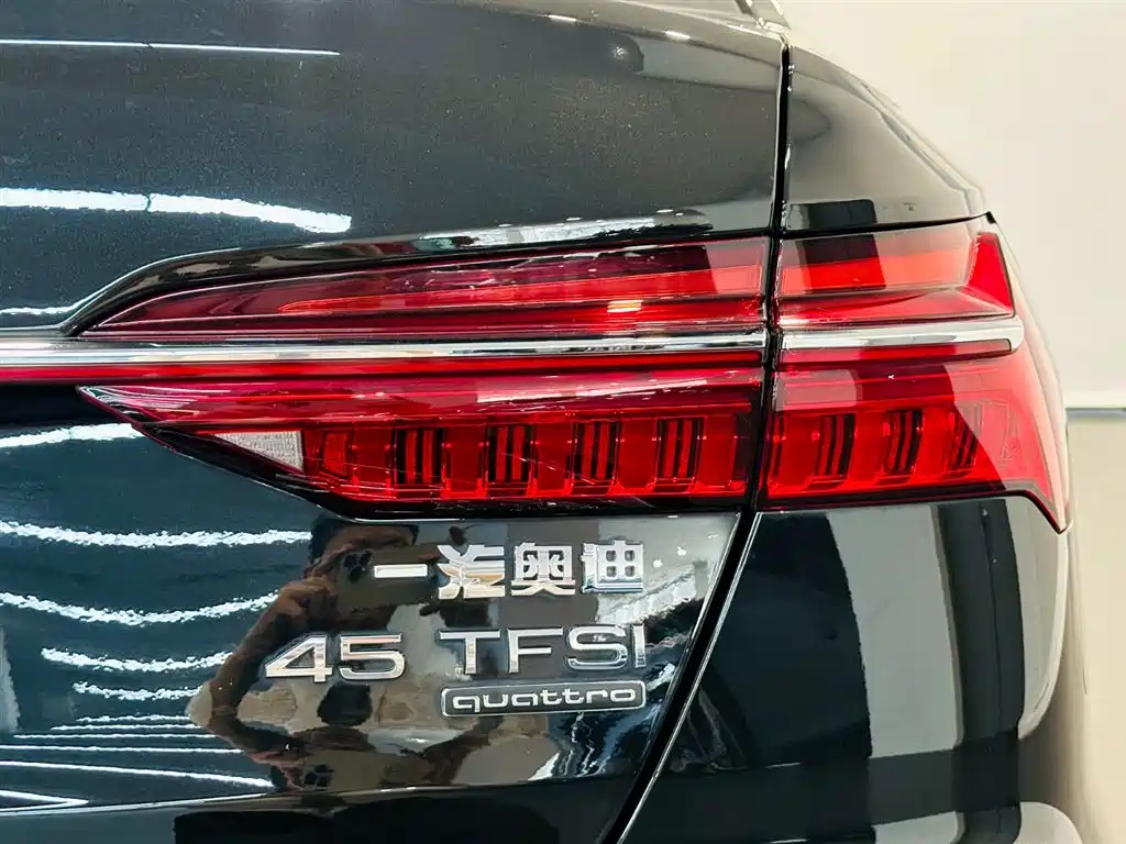 Audi A6L 2024 45 TFSI quattro Zhenxuan Dynamic Edition