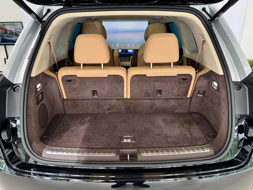 AITO M9 2025 Extended Range Ultra 52kWh 6-Seater (192-line LiDAR)