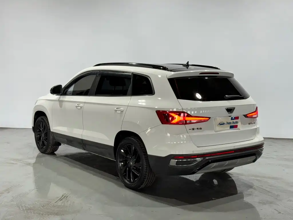 Jetta VS7 2022 Black Edge Edition 1.4T Automatic Glory Pro