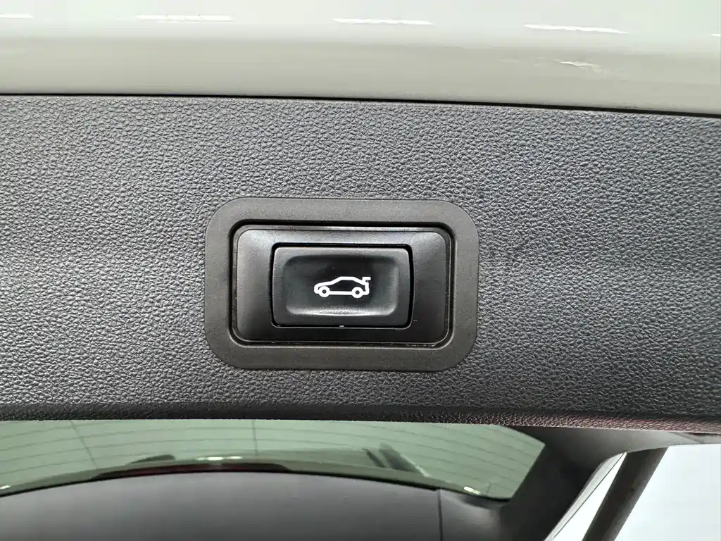 Jetta VS7 2022 Black Edge Edition 1.4T Automatic Glory Pro