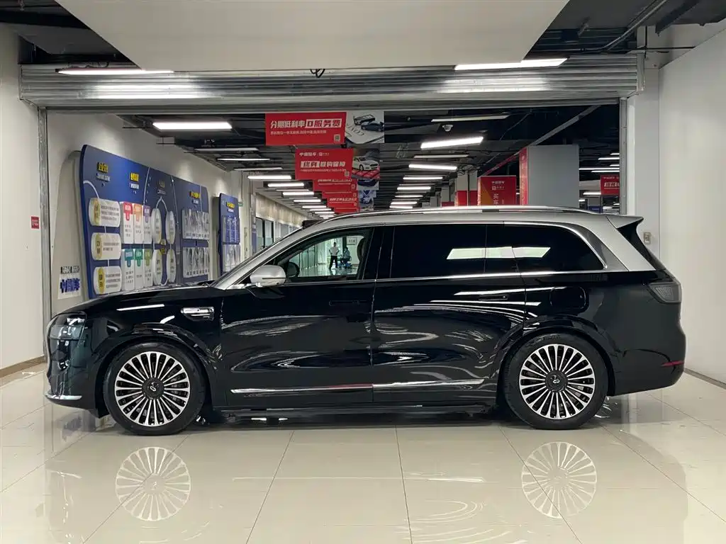 AITO M9 2025 EREV Ultra 52kWh 6-Seater with 192-Line LiDAR