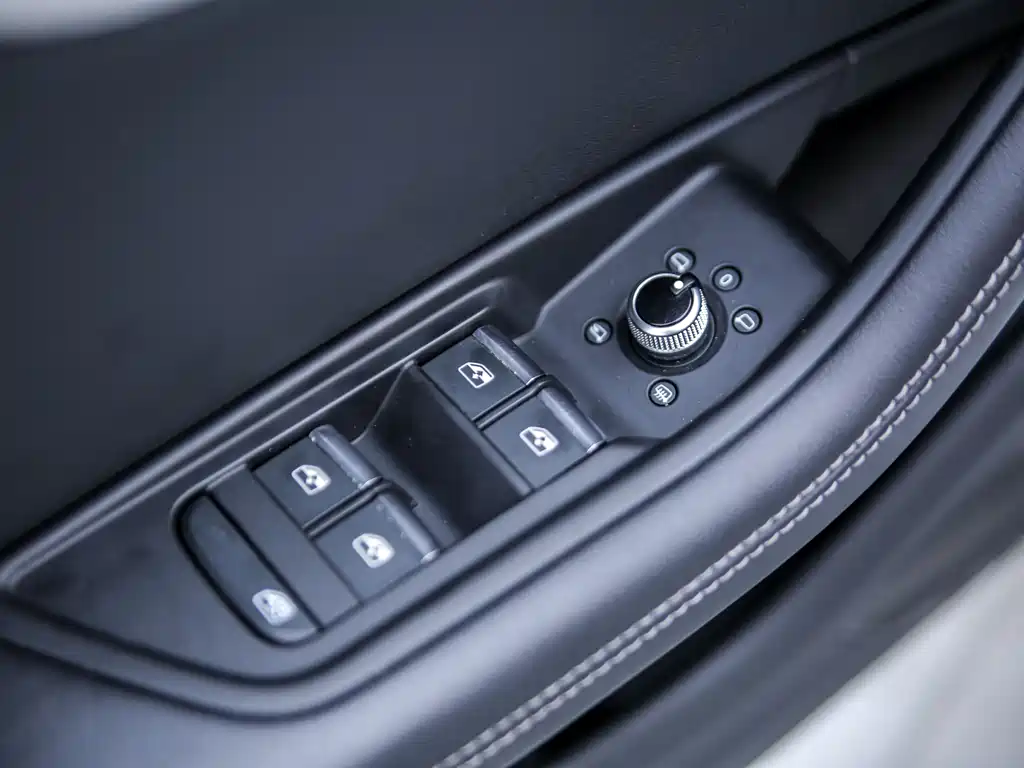 Audi A4L 2020 40 TFSI Luxury