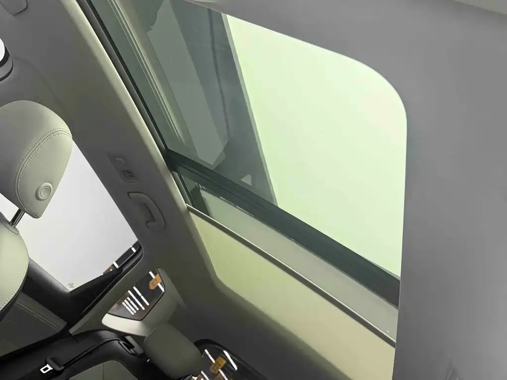 Volkswagen Tharu 2024 300TSI FWD Full Moon Edition