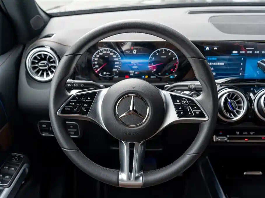 Mercedes-Benz GLB 2024 GLB 220 Fashion Edition