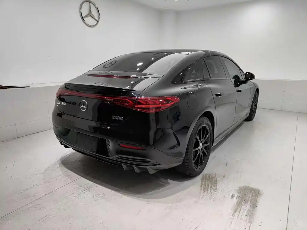 Mercedes-Benz EQE 350 2022