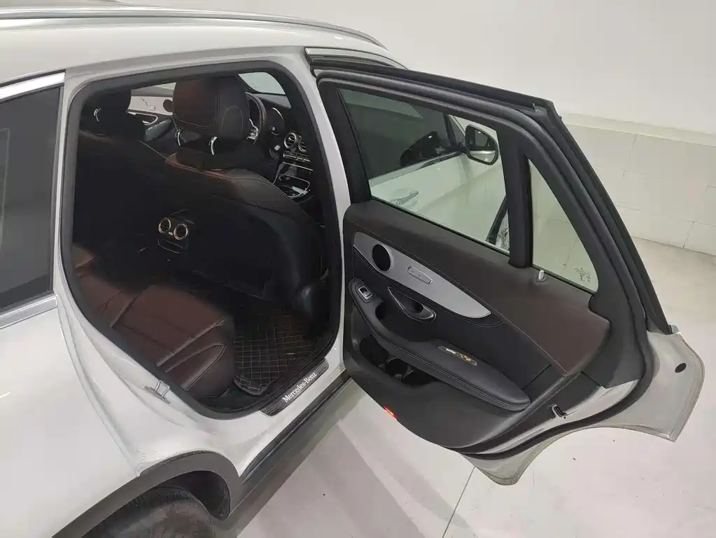 Mercedes-Benz GLC 260 L 4MATIC Sport (2020 Facelift)