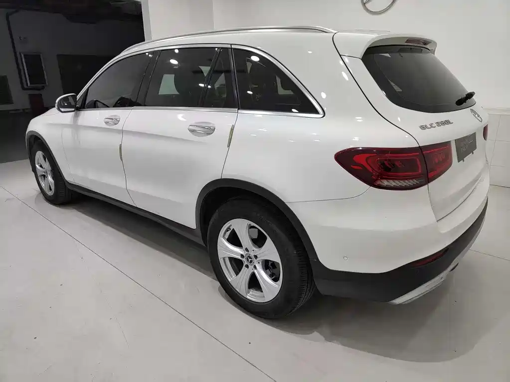 Mercedes-Benz GLC 260 L 4MATIC Sport (2020 Facelift)