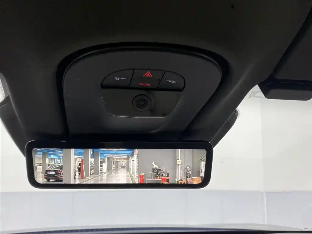 Avatr 12 2025 Ultra AWD BEV