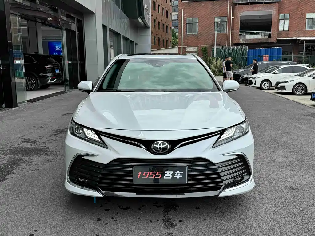 Camry 2021 2.0G Luxury Edition