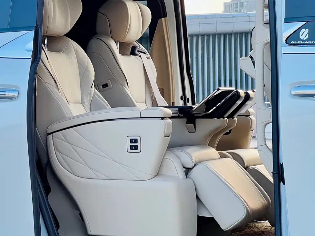 Toyota Alphard 2024 Hybrid 2.5L Premium Edition