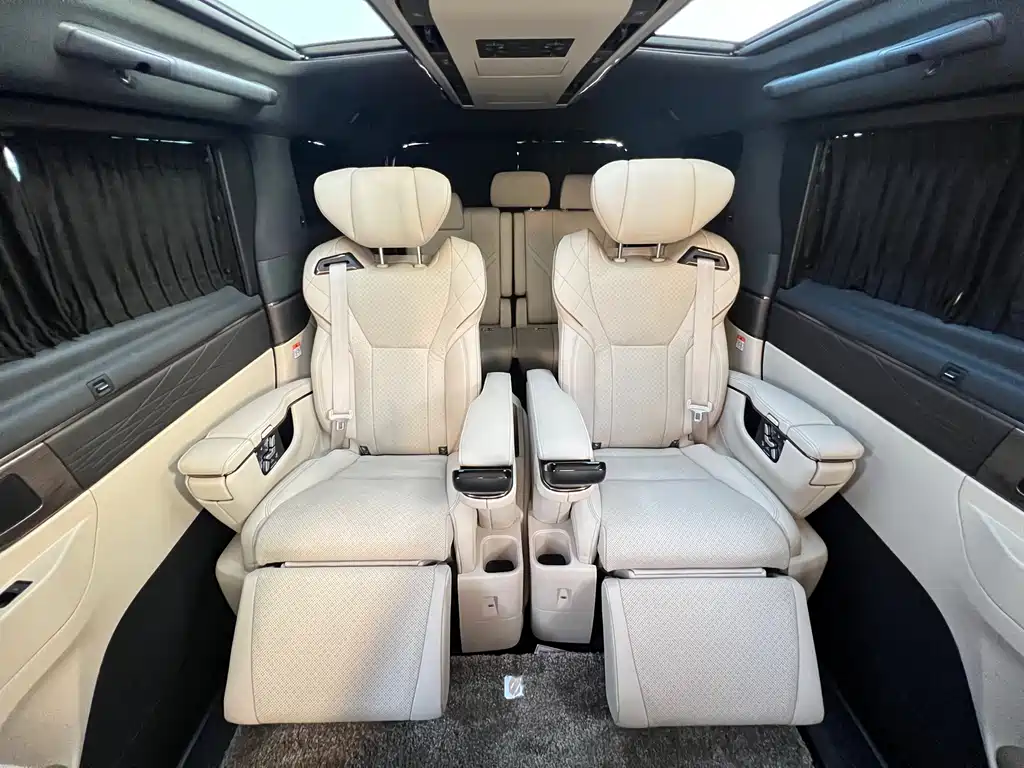 Toyota Alphard 2024 Hybrid 2.5L Premium Edition