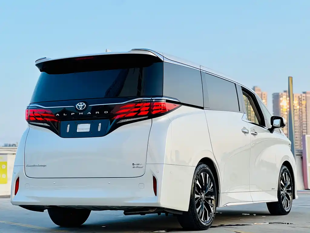 Toyota Alphard 2024 Hybrid 2.5L Premium Edition