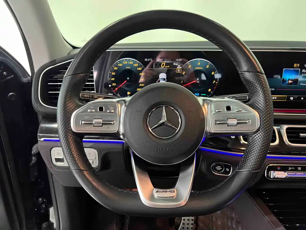 Mercedes-Benz GLS 450 4MATIC 2023