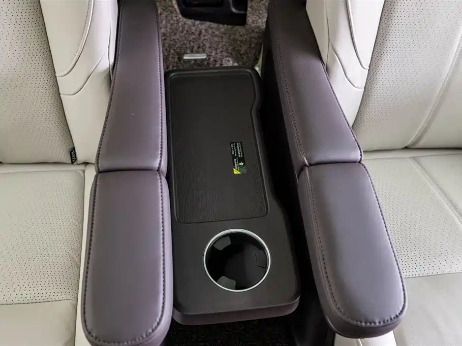 GAC Trumpchi M8 2023 Lingxiu Series 390T Supreme Edition