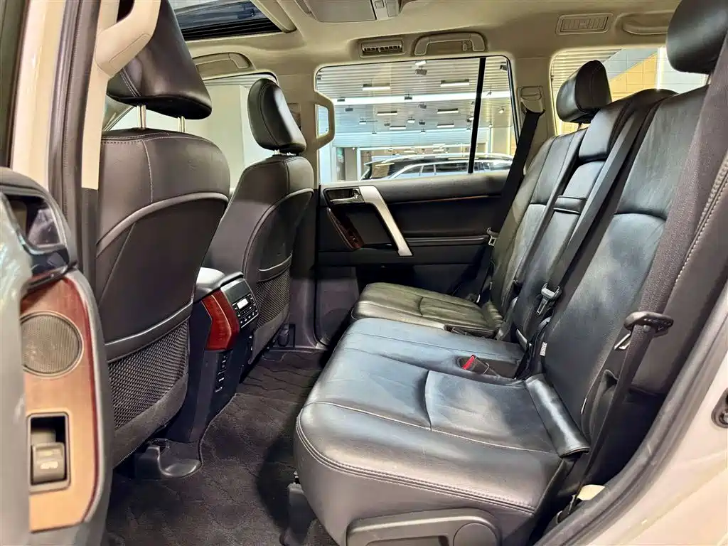 Toyota Land Cruiser Prado 2014 4.0L VX NAVI