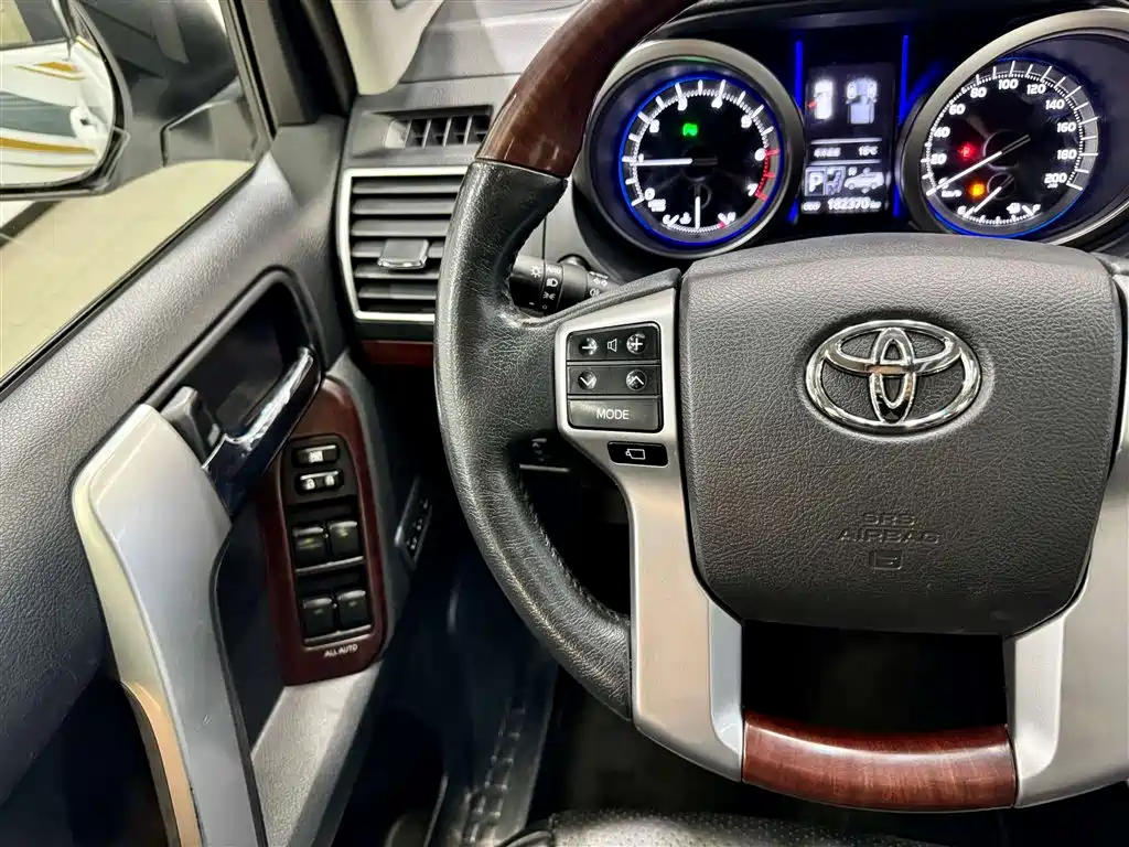 Toyota Land Cruiser Prado 2014 4.0L VX NAVI