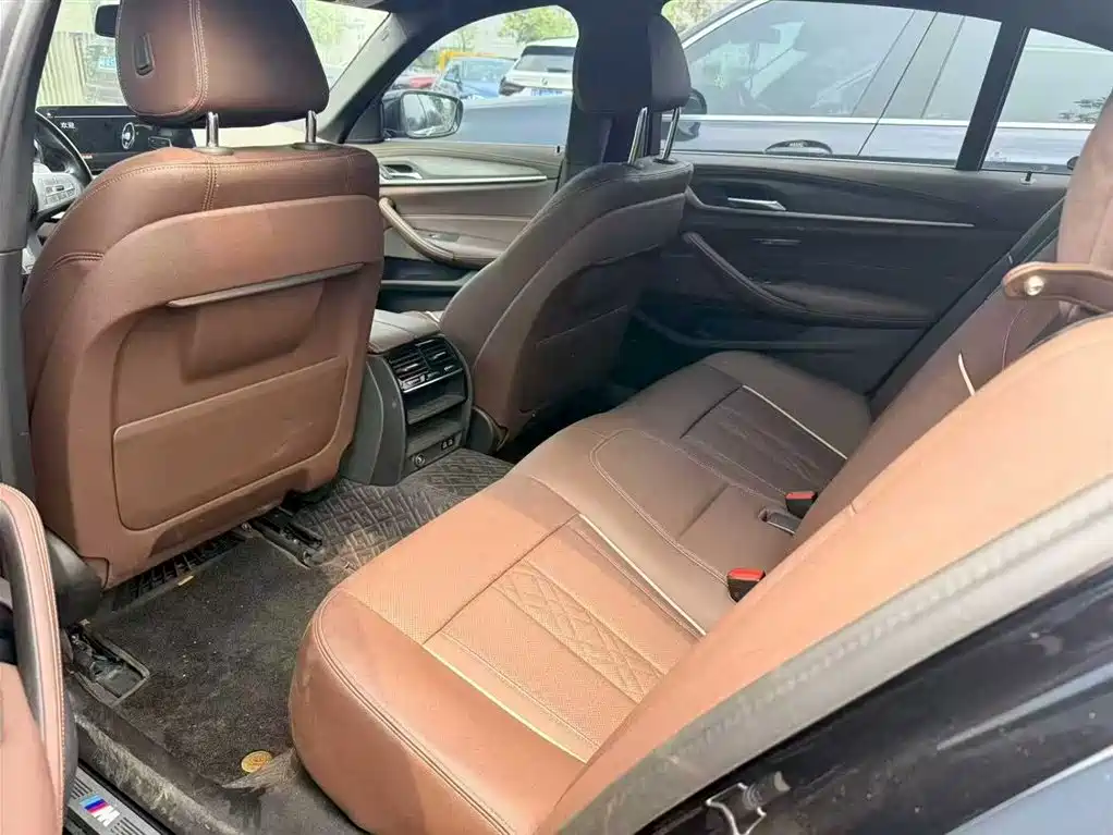 BMW 5 Series 2023 530Li Leading Edition M Sport Package