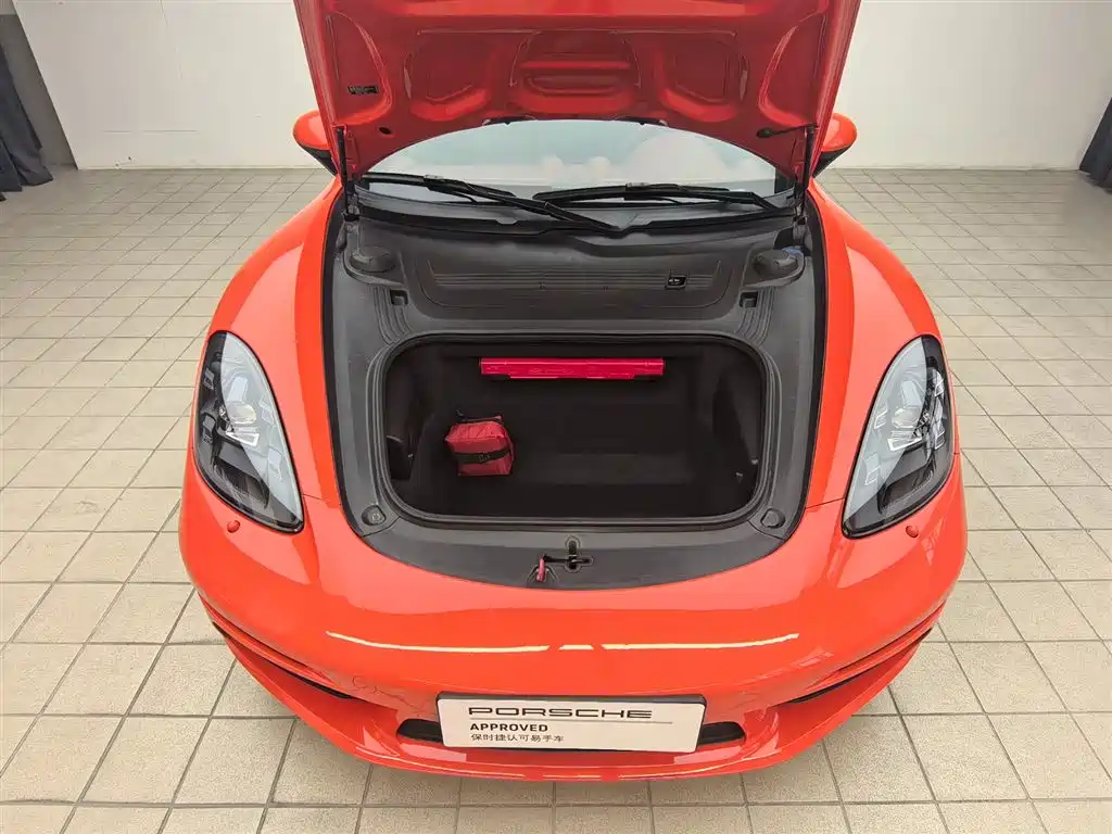 Porsche 718 Boxster 2.0T 2022