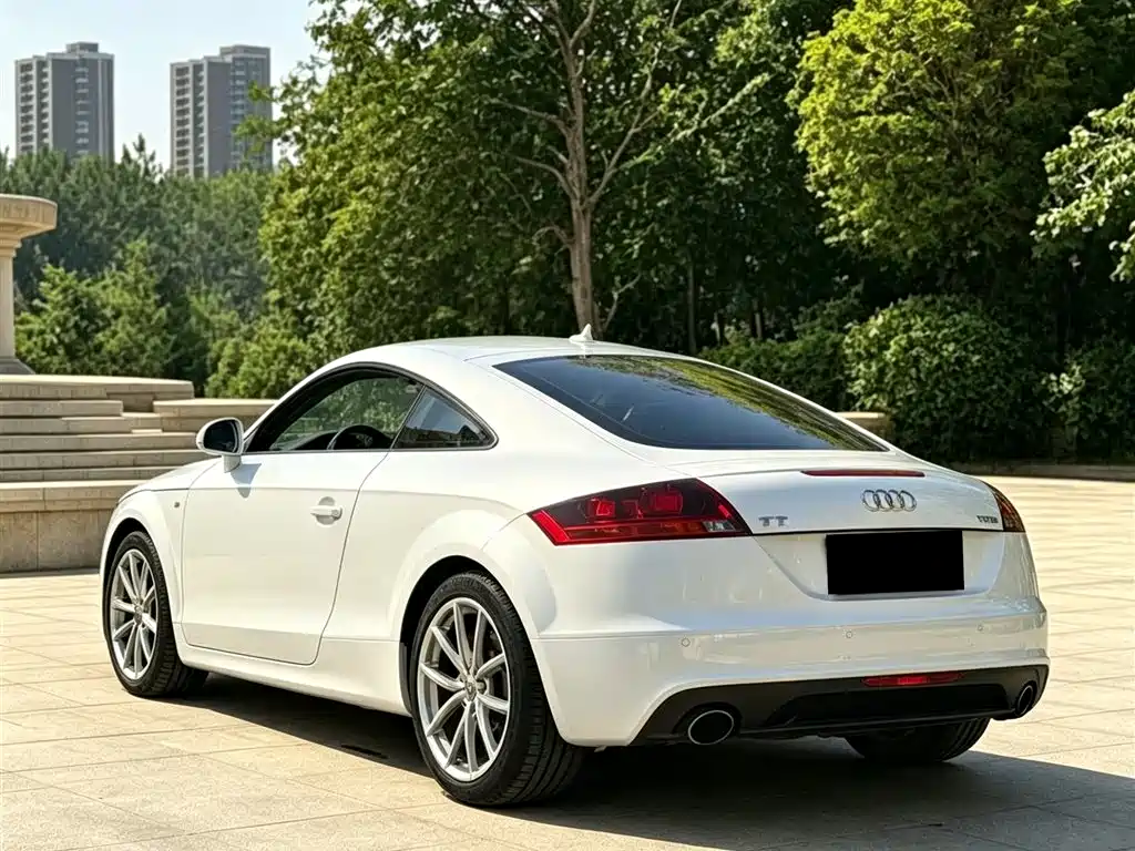Audi TT 2011 TT Coupe 2.0TFSI