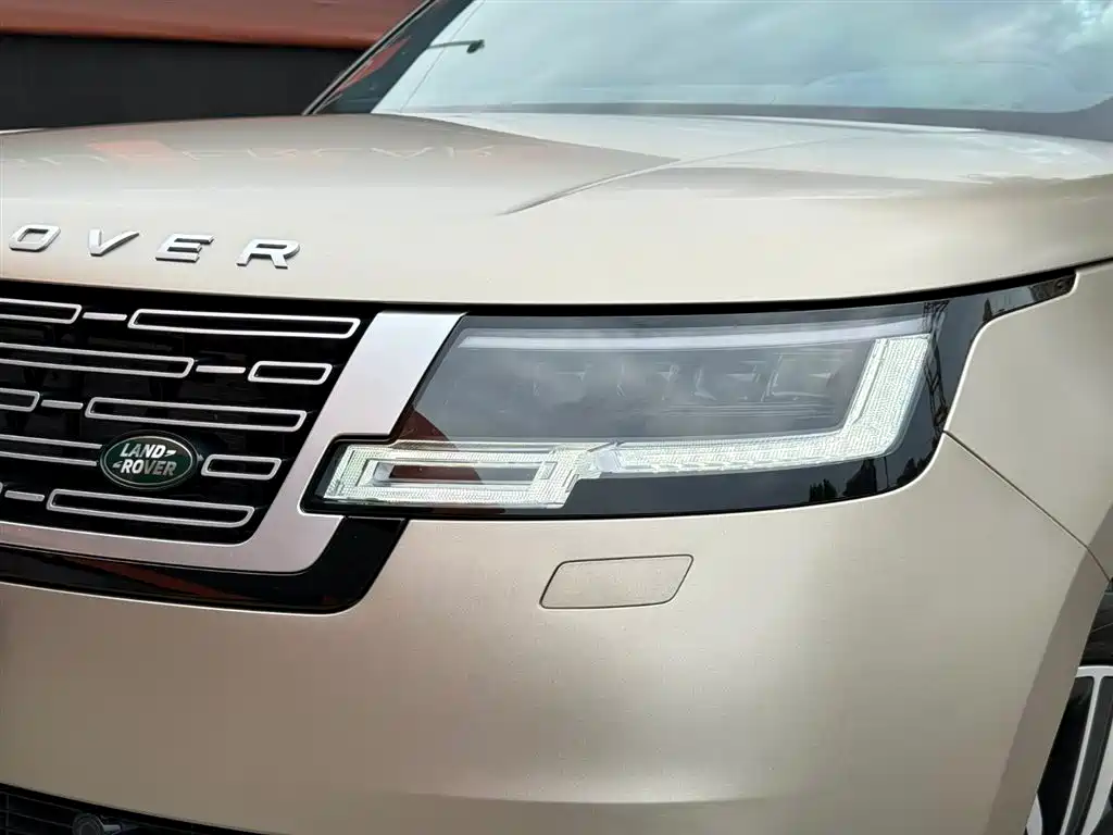 Range Rover 2025 3.0 L6 400PS Autobiography LWB