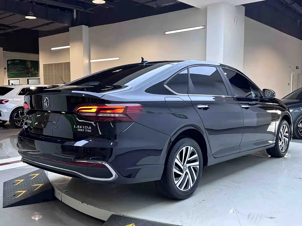 Volkswagen Lavida 2023 280TSI DSG