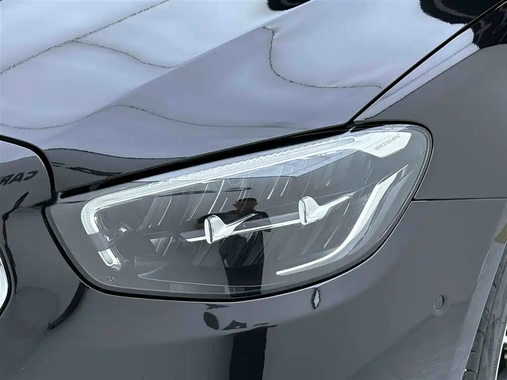 Mercedes-Benz E 260 L 2021