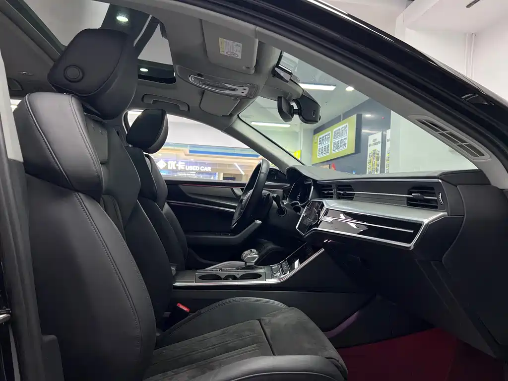 Audi A6 Avant 45 TFSI