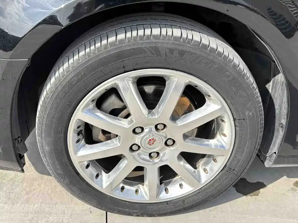 Cadillac SLS 2011 2.0T Elite