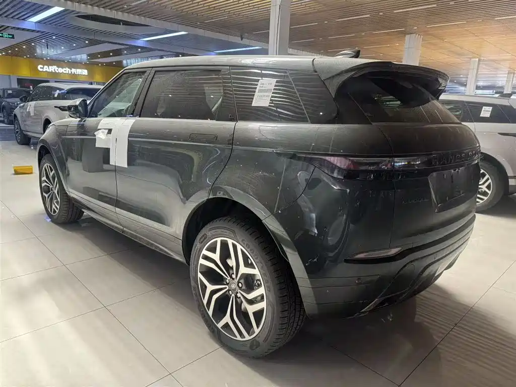 Range Rover Evoque L SE 2026