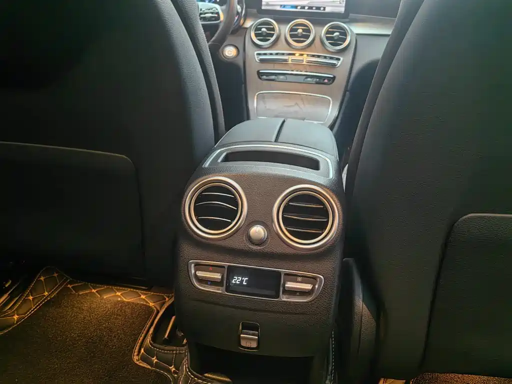 Mercedes-Benz GLC 2022 GLC 260 L 4MATIC Luxury Edition