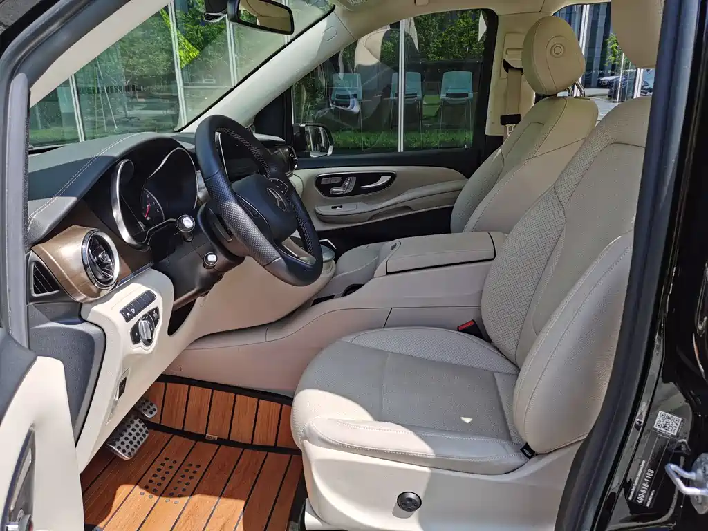 Mercedes-Benz V-Class 2021 V 260 L Long Wheelbase Luxury