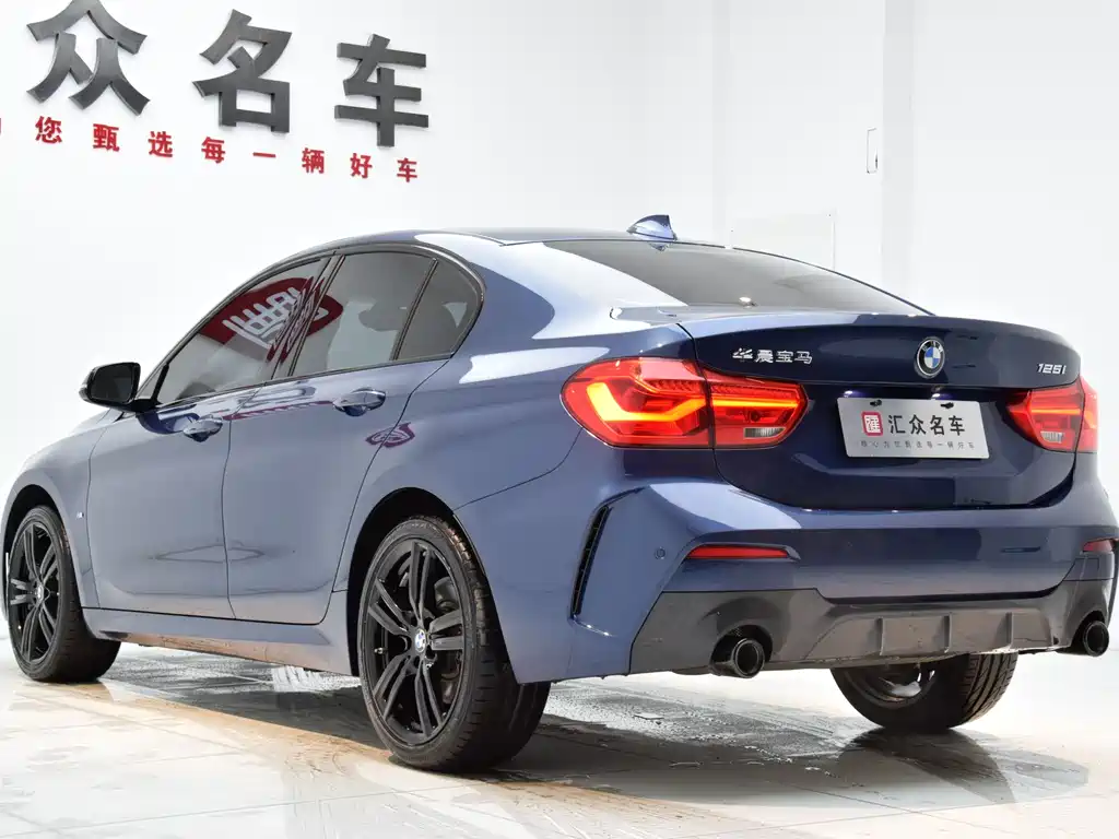 BMW 1 Series 2021 125i M Sport Night Edition