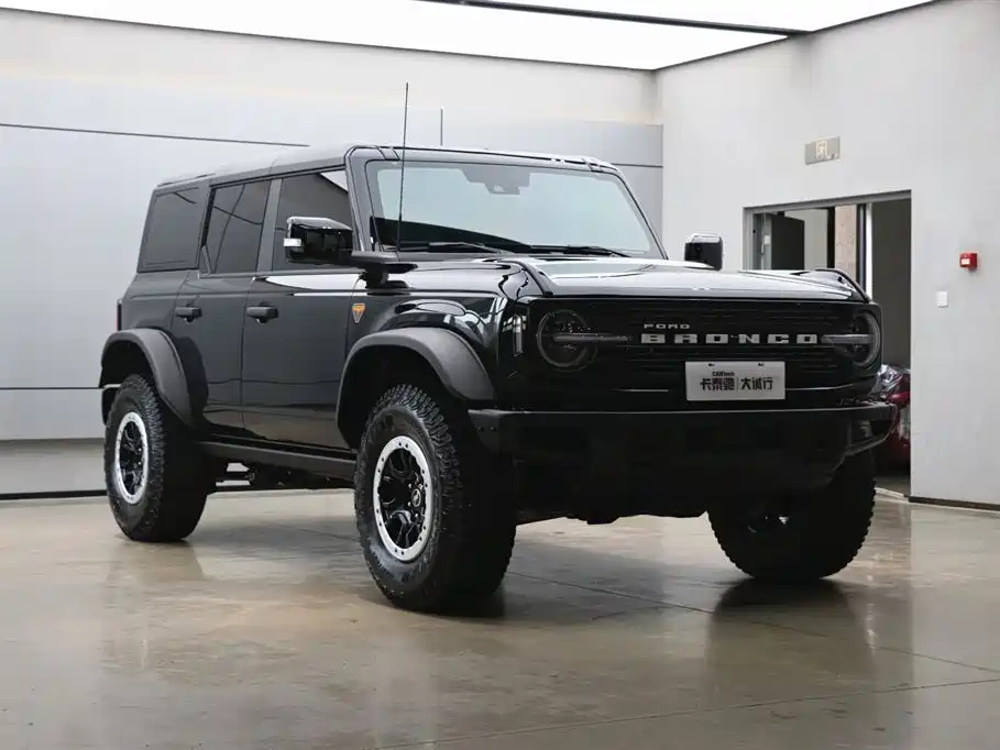 Ford Bronco 2024 2.3T Badlands