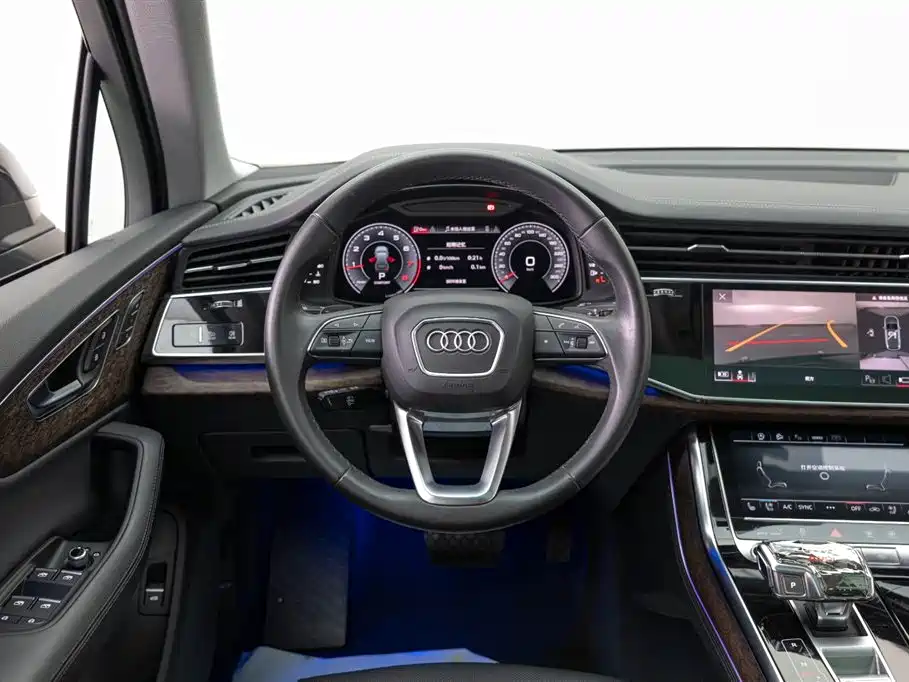 Audi Q7 2023 45 TFSI quattro S line Sport