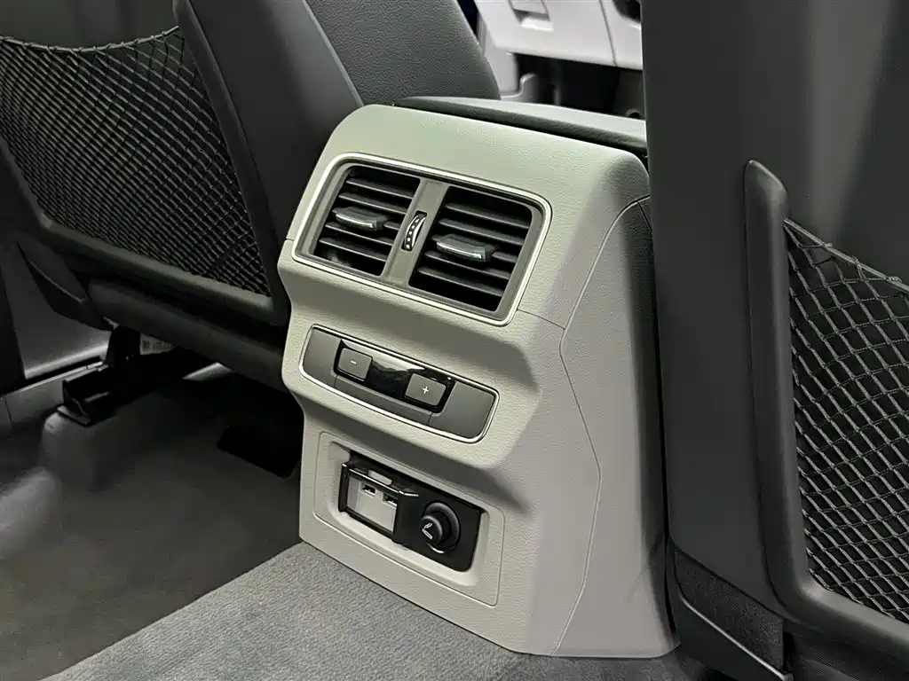 Audi Q5L 2020 45 TFSI Premium