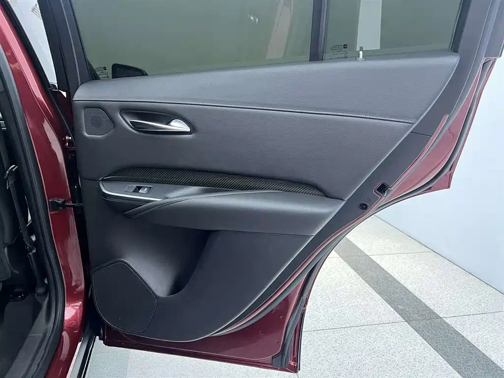 Cadillac XT4 2018 28T AWD Sport