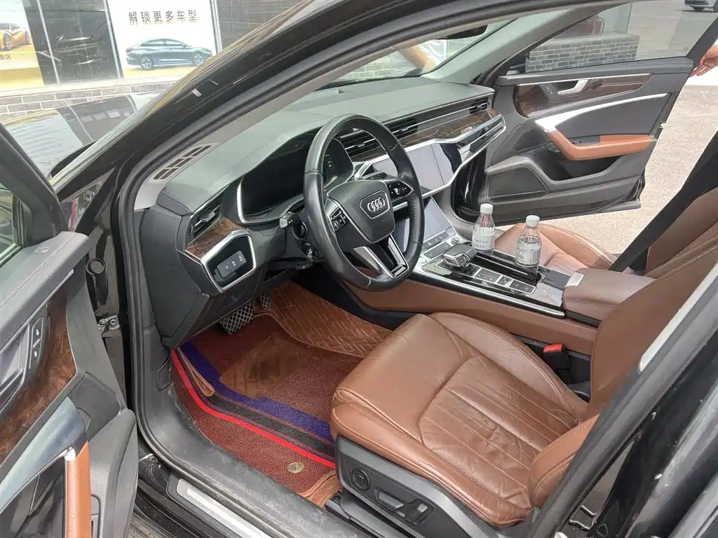 Audi A6L 2019 40 TFSI Luxury Elegant