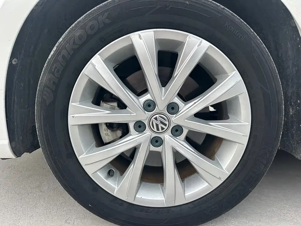 Volkswagen Lavida 2017 1.6L Automatic Comfort