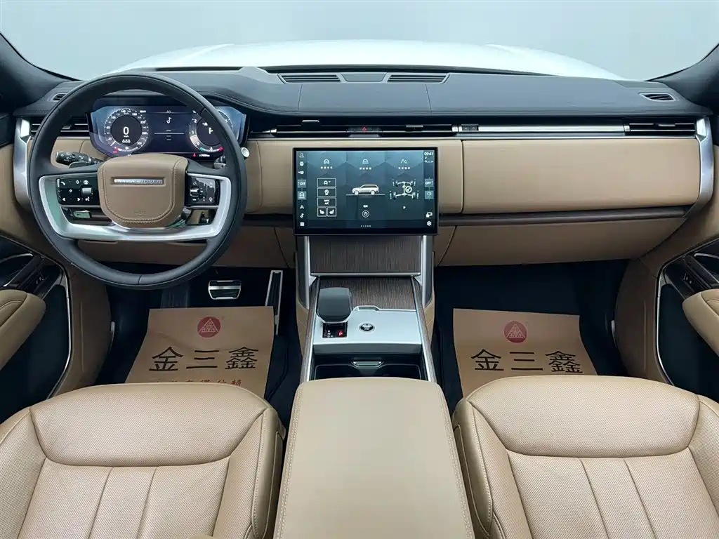 Range Rover 2024 3.0 L6 400PS Autobiography LWB