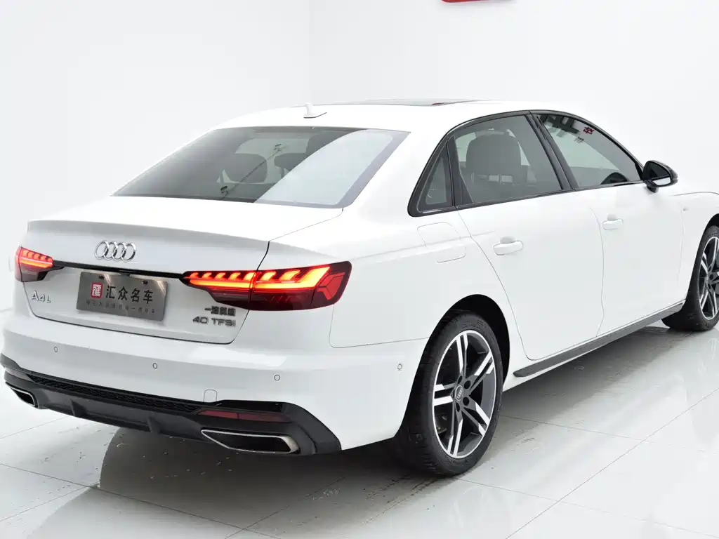 Audi A4L 2023 40 TFSI Avantgarde