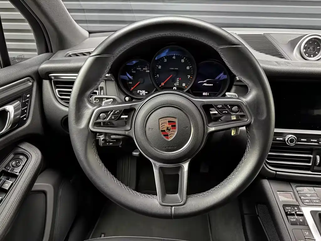 Macan 2020 2.0T