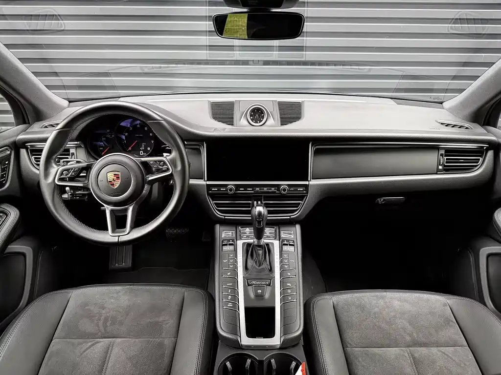 Macan 2020 2.0T
