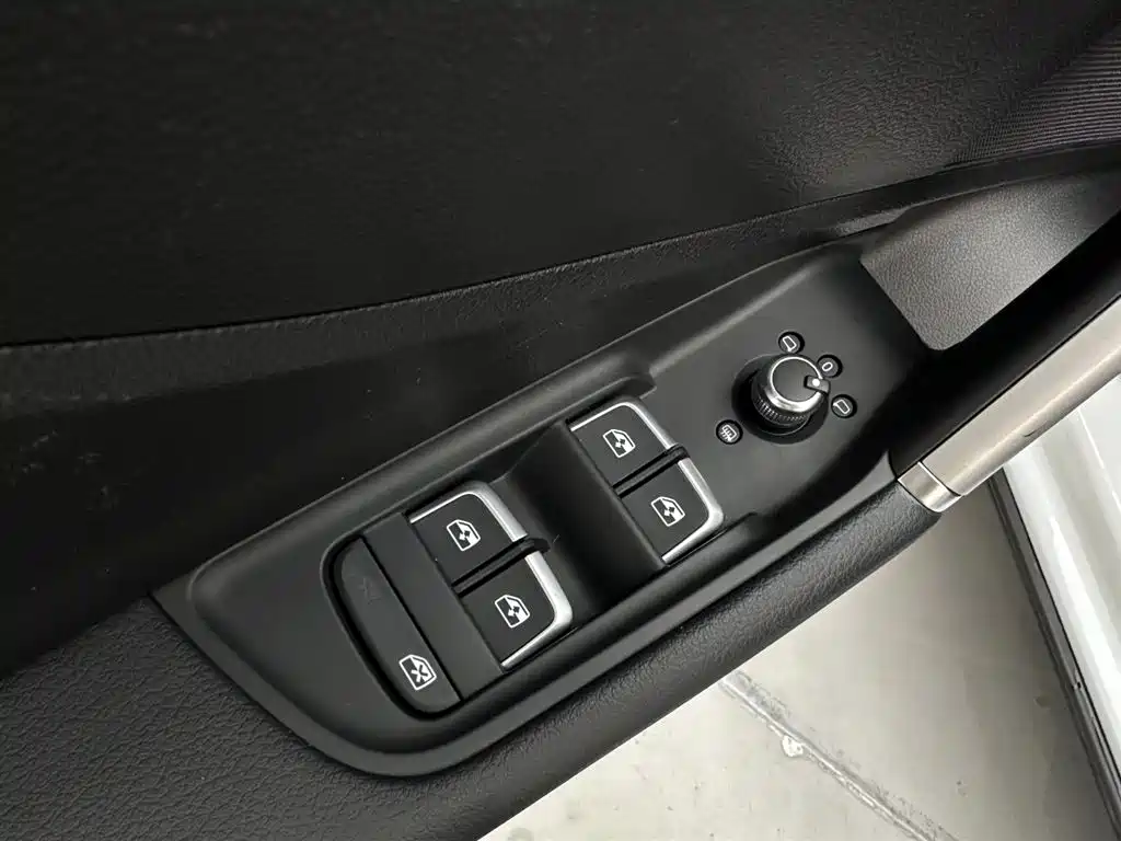Audi Q2L 2021 35 TFSI Entry Dynamic Edition