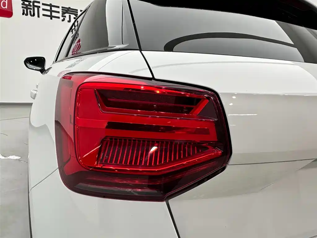 Audi Q2L 2021 35 TFSI Entry Dynamic Edition