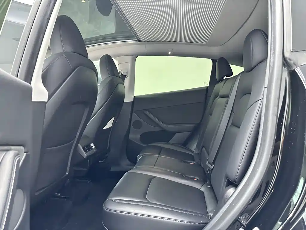 Model Y 2022 Long Range All-Wheel Drive