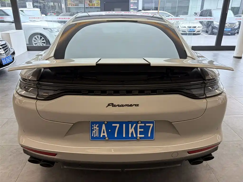 Porsche Panamera 2023 2.9T