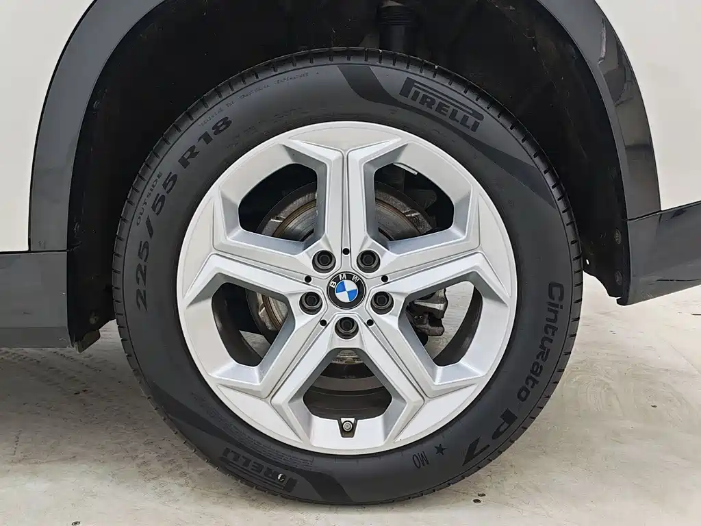 BMW X1 2023 sDrive20Li X Line