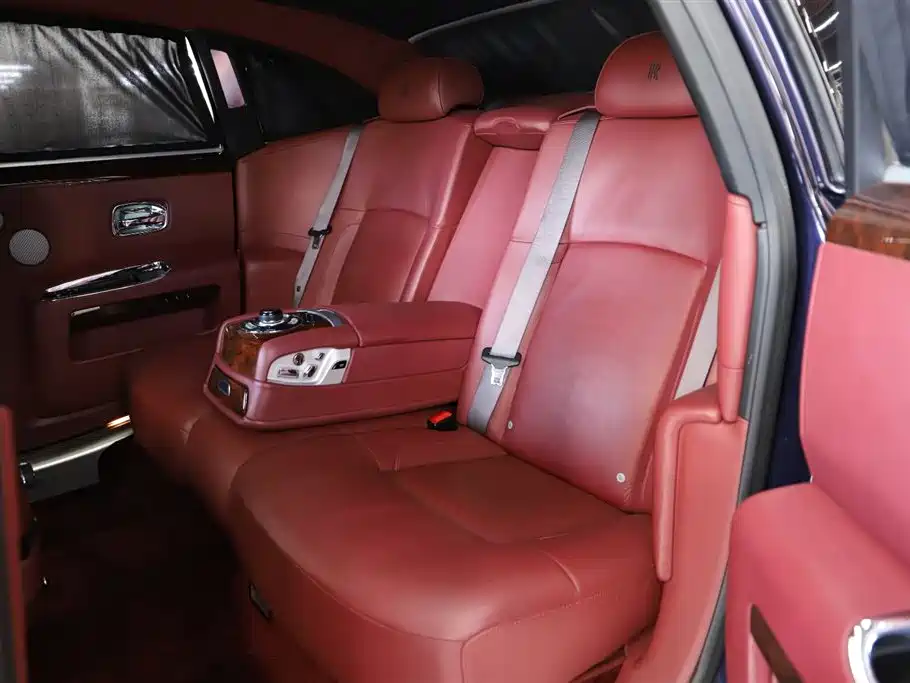 Rolls-Royce Ghost 2010 6.6T