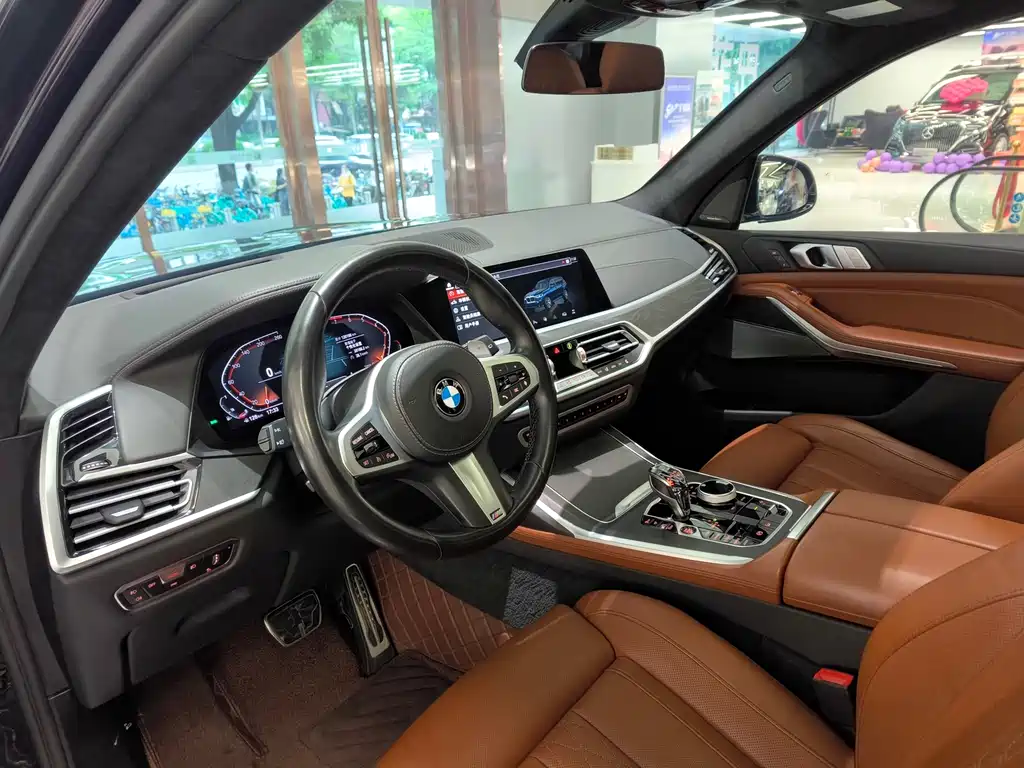 BMW X7 2021 xDrive40i Excellence M Sport Package
